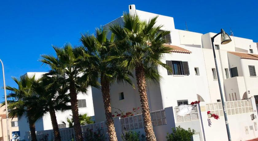 villa cinco palmas, Almería