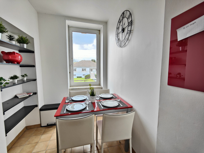 Dining Room 14