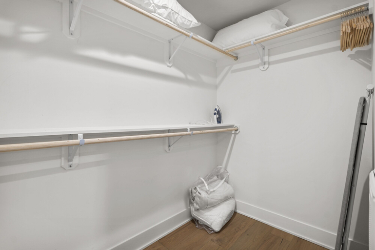 Bathroom 23