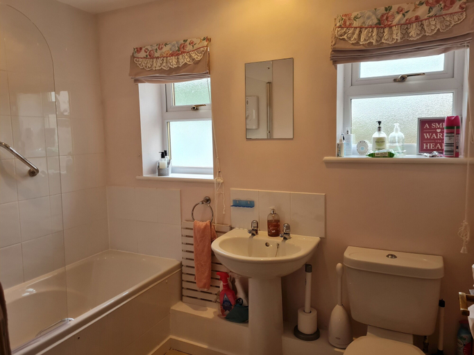 Bathroom, Seaside Bungalow Retreat in Davidstow, Cornwall