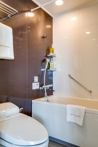 Bathroom 4, Naha Tokyu REI Hotel, Naha