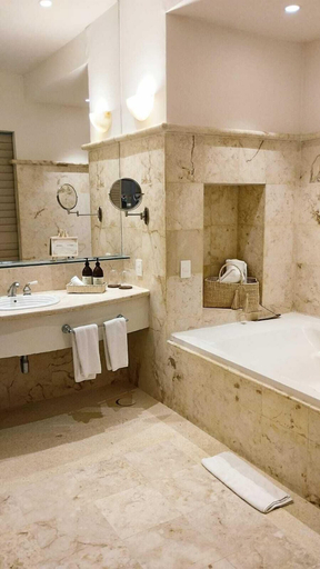 Bathroom 3, Tres Vidas Acapulco Suites, Acapulco de Juárez