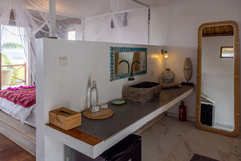 Bathroom 5, The Endless Summer Resort, Lombok