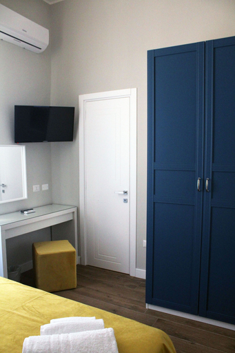 Bedroom 4, Vivi a Napoli, Napoli