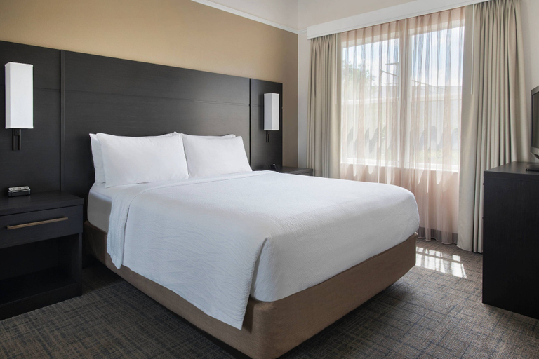 Bedroom 3, Residence Inn by Marriott - Silver Spring, Montgomery