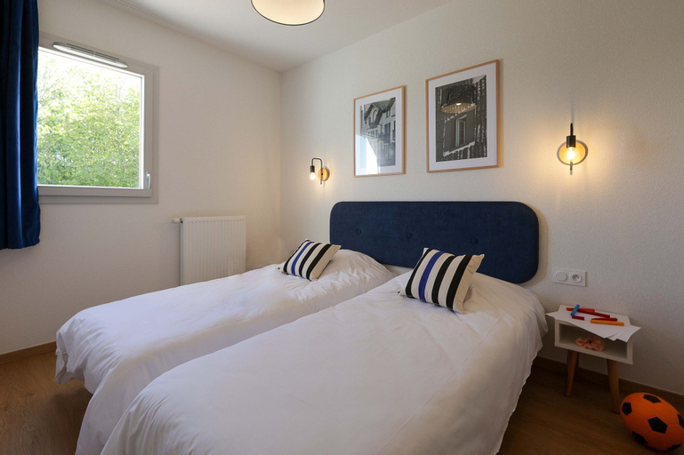 Bedroom 10