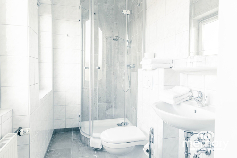 Bathroom 5, Memory Hotel & Restaurant, Goslar