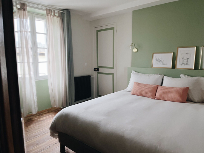 Bedroom 3, Domaine Labouroume, Pyrénées-Atlantiques