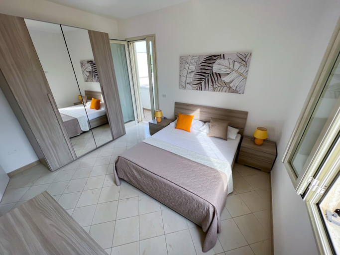 Room 4, Appartamento 72 in Casalabate, Lecce