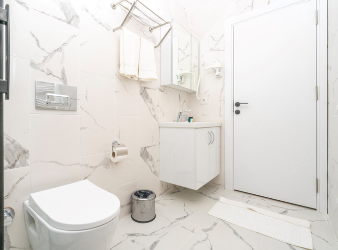 Bathroom 4, Guest Suites, Maltepe