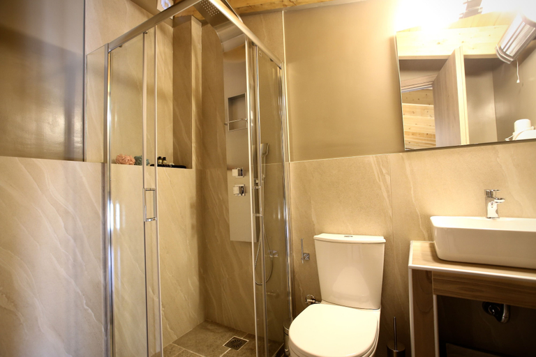 Bathroom 5, GK Mediterranean Village -AirportShuttle by GK Hospitality Group, Attica