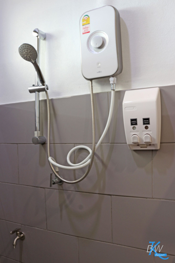 Bathroom 4, Baan Khue Wieng Resort, Mae Sariang