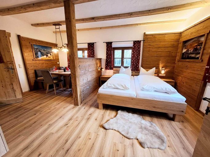Bedroom 4, Pension Gasthof Etzerschlössl, Berchtesgadener Land