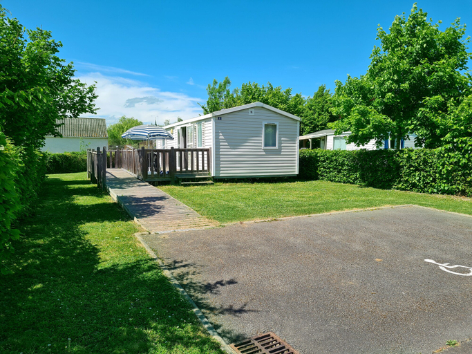 Exterior & Views 2, Resort & Camping - Val De Braye, Sarthe