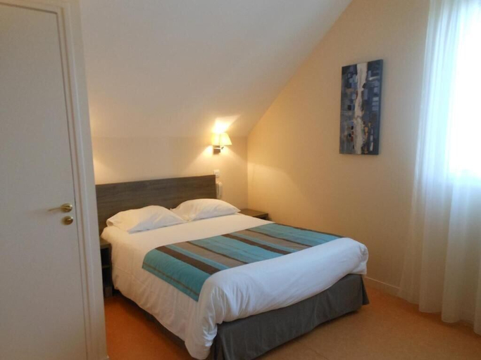 Bedroom 3, Hôtel du Parc, Loiret