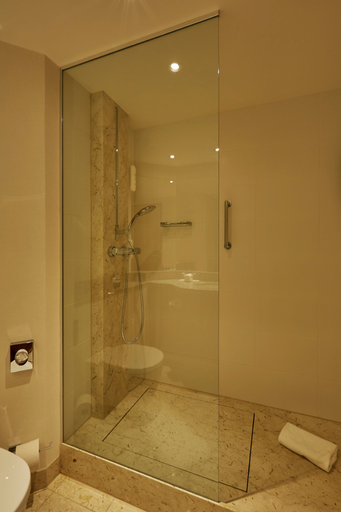 Bathroom 5, H4 Hotel Hannover Messe, Region Hannover