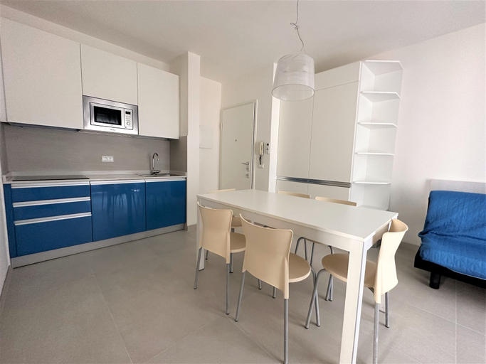 Others 4, Residence Acapulco, Venezia