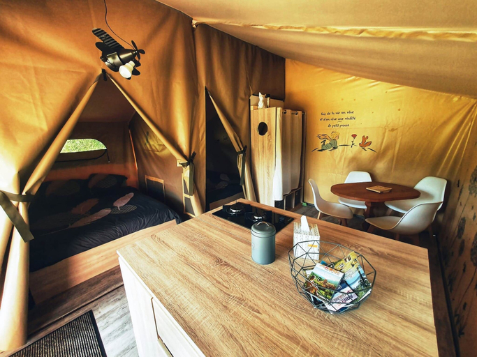 Bedroom 3, Camping des vignes, Ariège