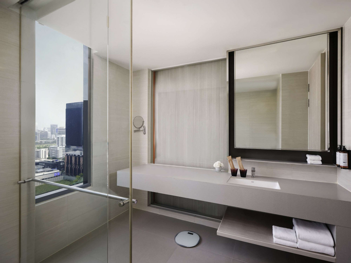 Bathroom 8