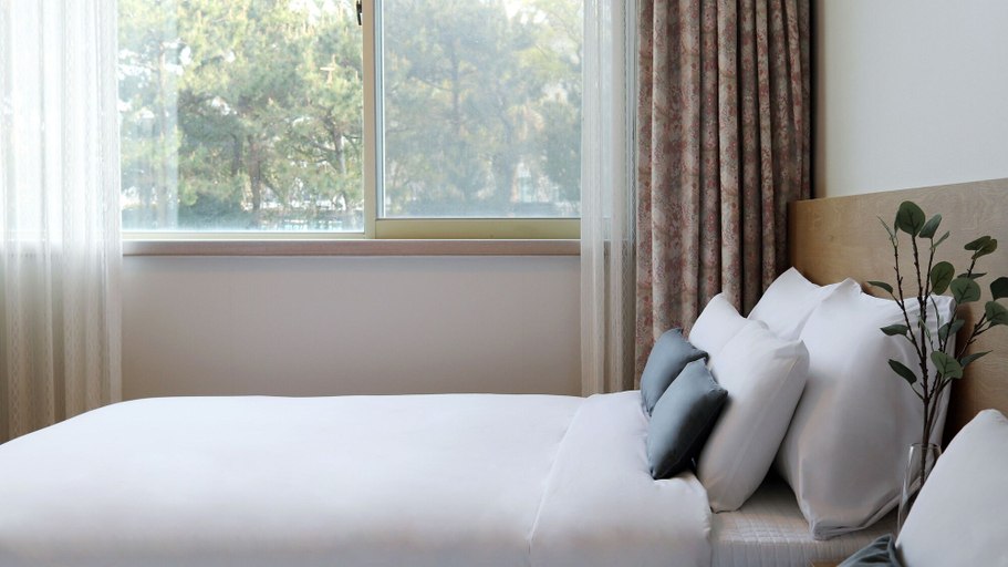 Bedroom 5, Bloom Hotel, Seogwipo