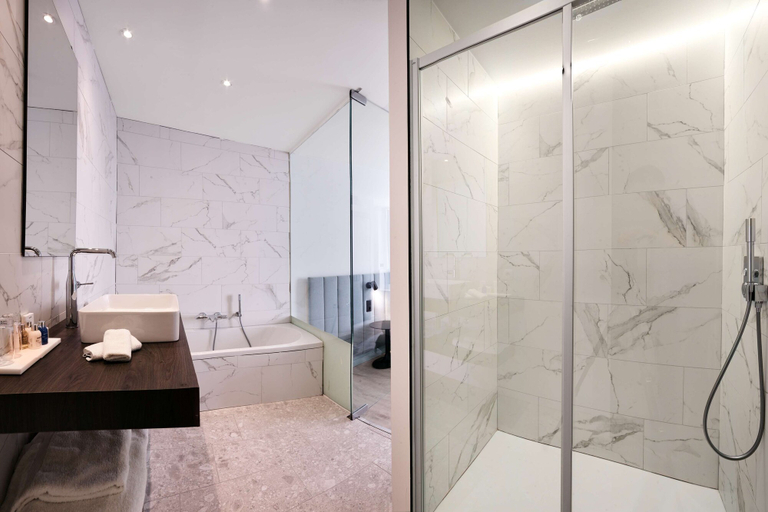Bathroom 5, Radisson Blu Hotel, Hasselt, Limburg