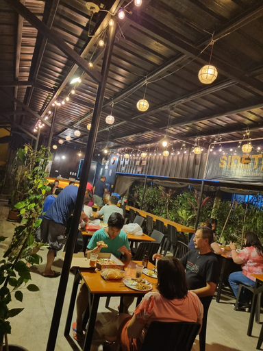 Food & Drinks 5, Laurien's Apartelle, Tagaytay City