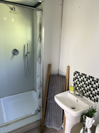 Bathroom 3, Map's View Guesthouse, City of Johannesburg