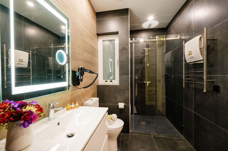 Bathroom 4, Battistini Boutique Living Hotel and Spa