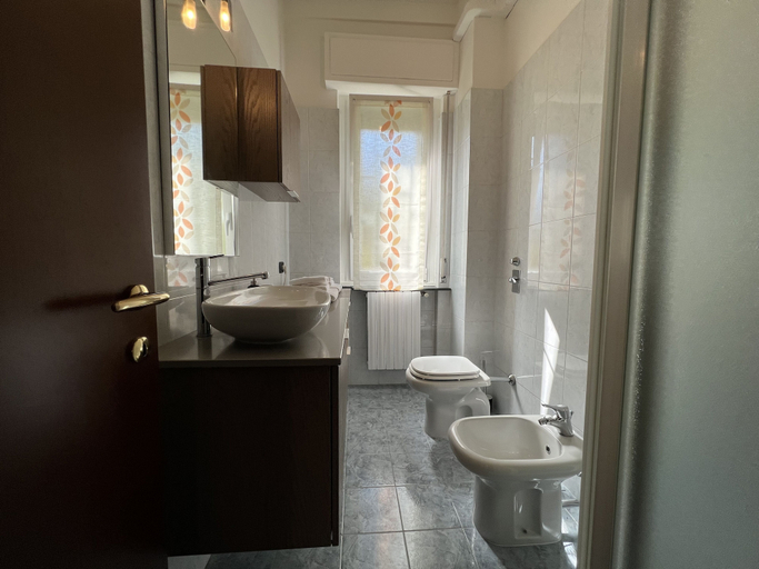 Bathroom 3, Relax Segrate, Milano