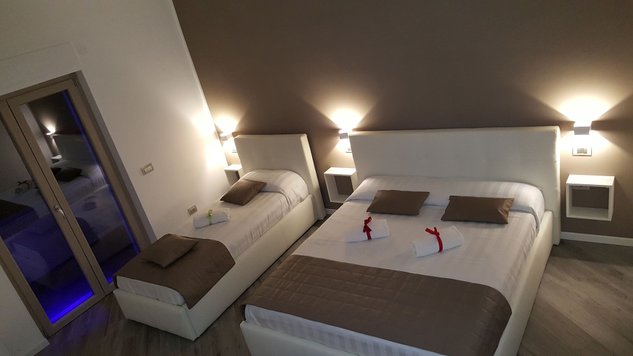 Bedroom 3, La Lira, Rome