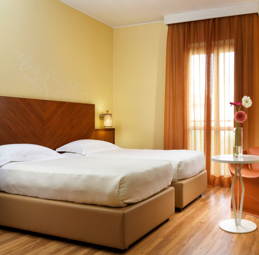 Bedroom 23