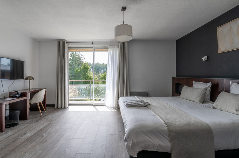 Bedroom 3, Domaine de Cicé-Blossac, Ille-et-Vilaine