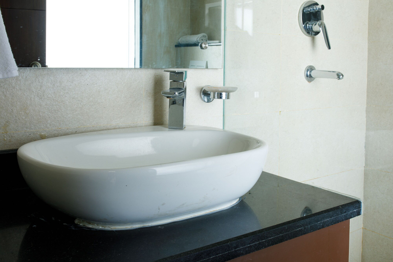 Bathroom 4, Sangam City Hotel, Bagmati
