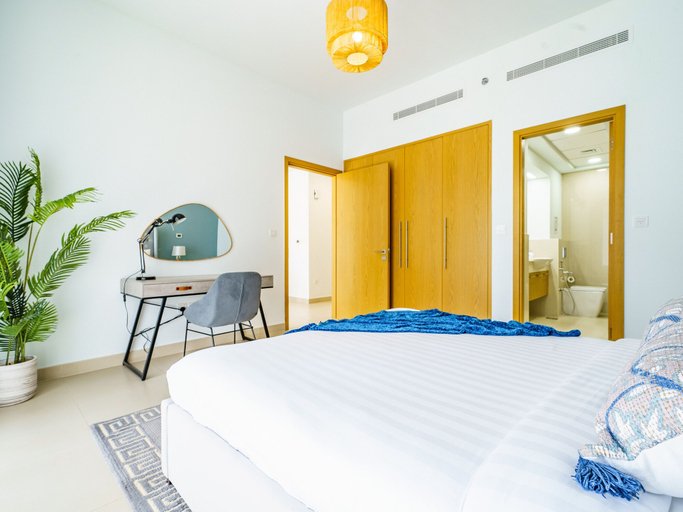Bedroom 2, Downtown Charming Condo Close to Dubai Mall, Dubai