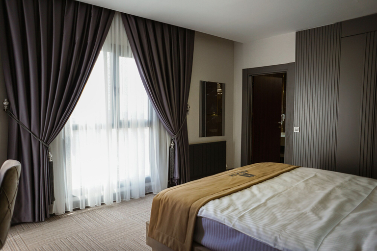 Bedroom 2, Aram Otel, Pendik