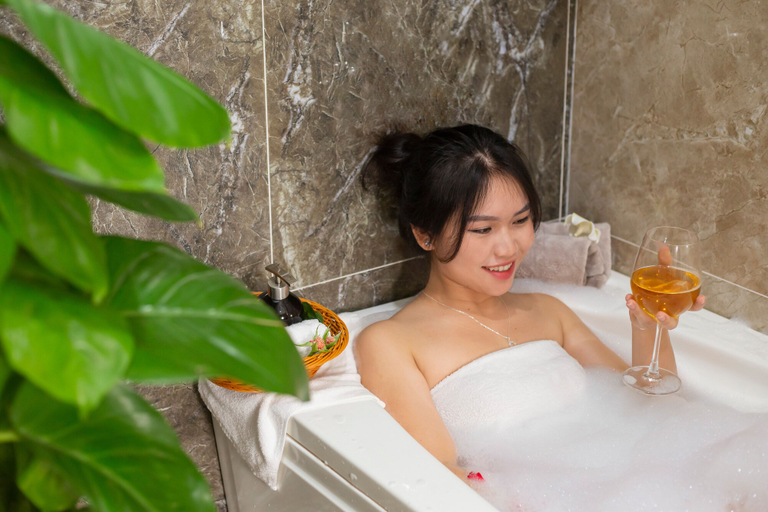 Bathroom 4, Sea Front Hotel, Da Nang