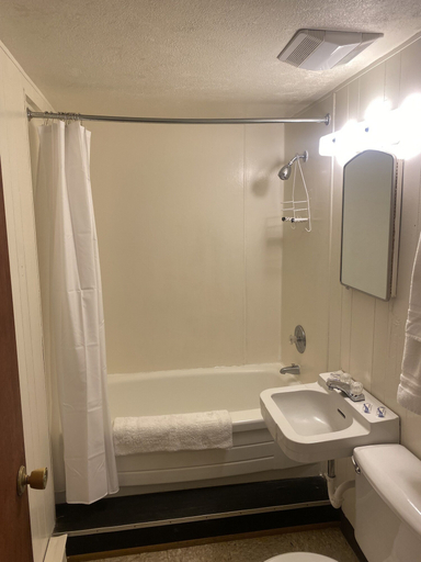 Bathroom 3, Sprague Motel, Lincoln