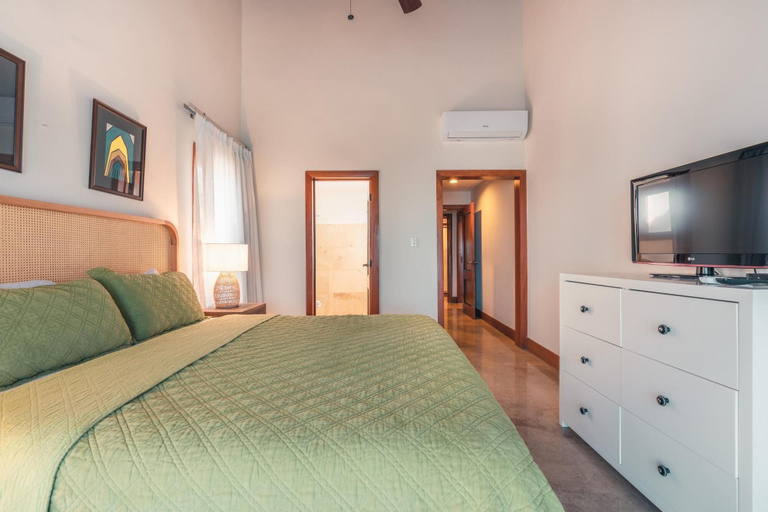 Room 5, 3BR 10 Guests Ocean View BBQ in Samana, Santa Bárbara de Samaná