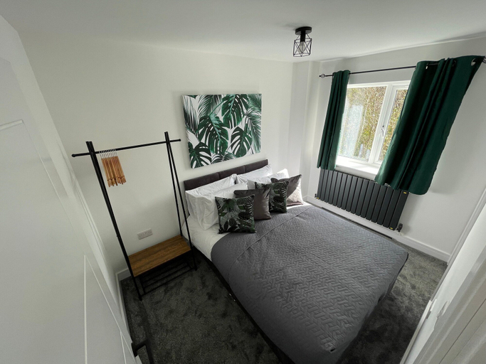 Others 4, Brand New High Spec House with parking, Staffordshire