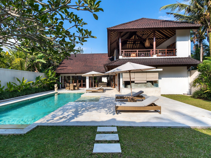 Villa Candi Kecil Empat by Villa Finder, Gianyar