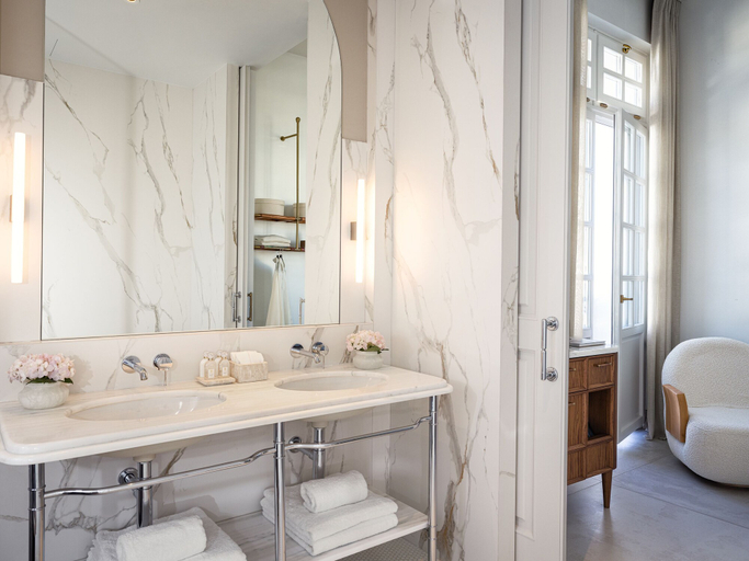Bathroom 5, THE DOLLI at Acropolis, A Hotel to Live, Attica