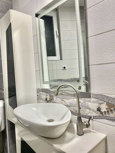 Bathroom 3, Nessi Apartment, Priština