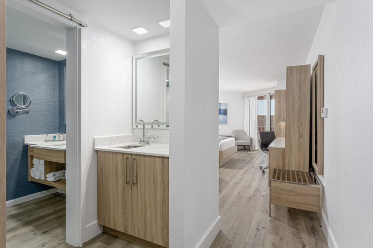 Bathroom 6