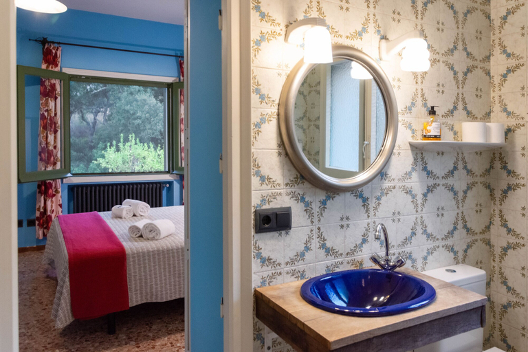 Bathroom 4, Finca Bell-Lloc, Girona