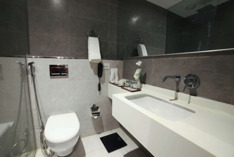 Bathroom 5, Best Western Premier Islamabad, Islamabad