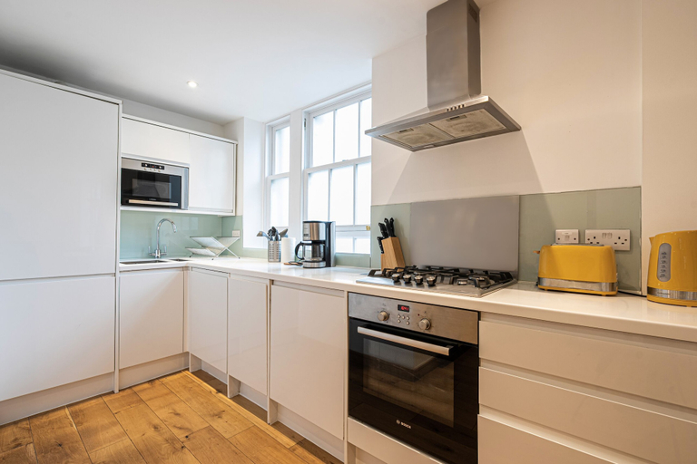 Others 5, Marylebone Apartments, London