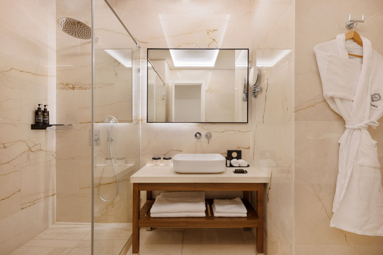 Bathroom 5, Herbert Samuel Opera Tel Aviv