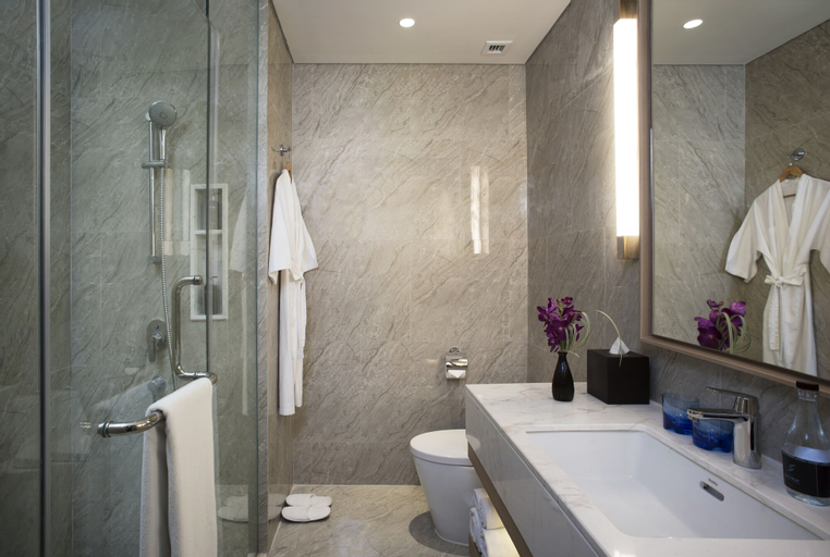Bathroom 9