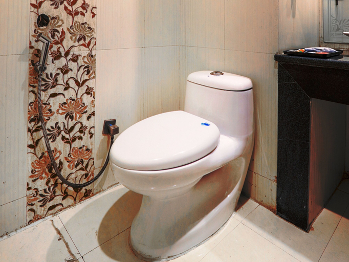 Bathroom 4, Hotel Grand Shiva, Hardwar