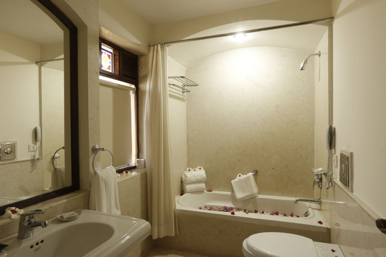Bedroom 5, Radisson Blu Resort Goa Cavelossim Beach, South Goa